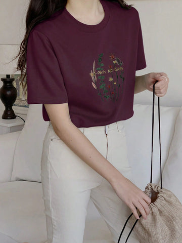 DAZY Floral & Letter Embroidery Tee