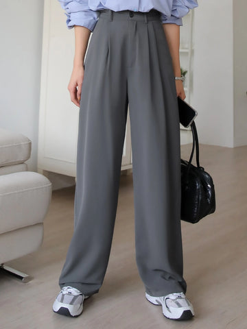 DAZY Plain Casual Solid Color Pleated Straight-Leg Dress Pants