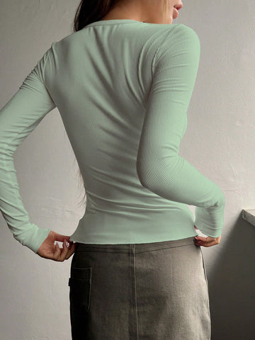 DAZY Solid Half Button Ribbed Knit Tee