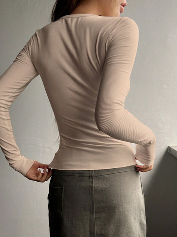 DAZY Solid Half Button Ribbed Knit Tee