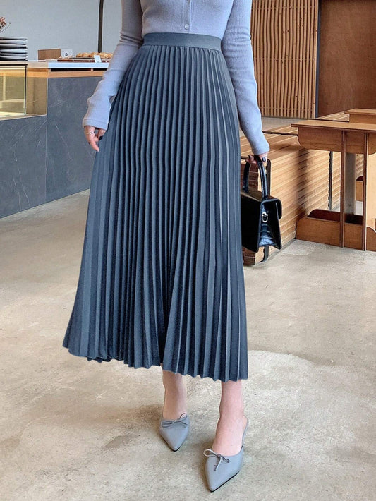 DAZY Elegant Solid Color Pleated A-Line Skirt