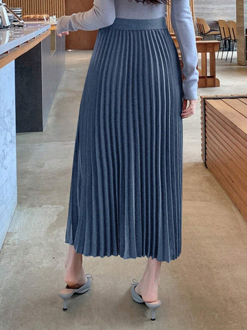 DAZY Elegant Solid Color Pleated A-Line Skirt