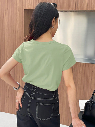 DAZY Solid Color Embroidered Heart Short Sleeve T-Shirt