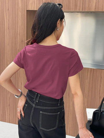 DAZY Solid Color Embroidered Heart Short Sleeve T-Shirt