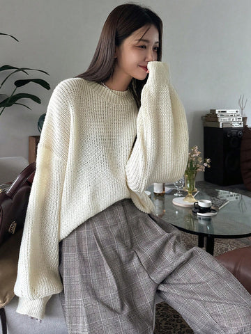 Women's Casual Solid Color Loose Fit Round Neck Sweater