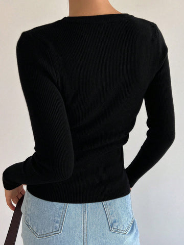 Tight Knit Pullover Sweater