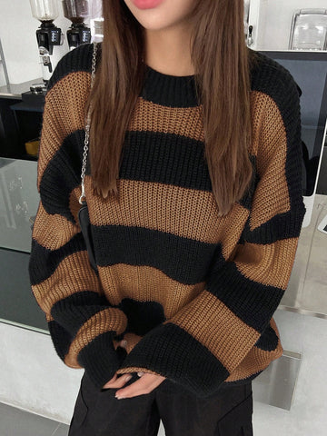 Women's Casual Solid Color Loose Fit Round Neck Sweater