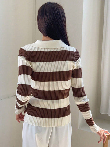 DAZY Women's Contrast Color Pullover Sweater