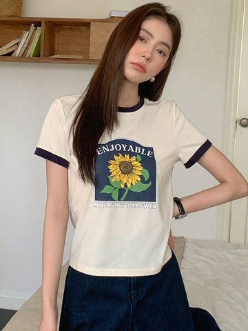 DAZY Sunflower & Letter Graphic Contrast Trim Tee