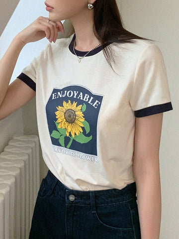 DAZY Sunflower & Letter Graphic Contrast Trim Tee