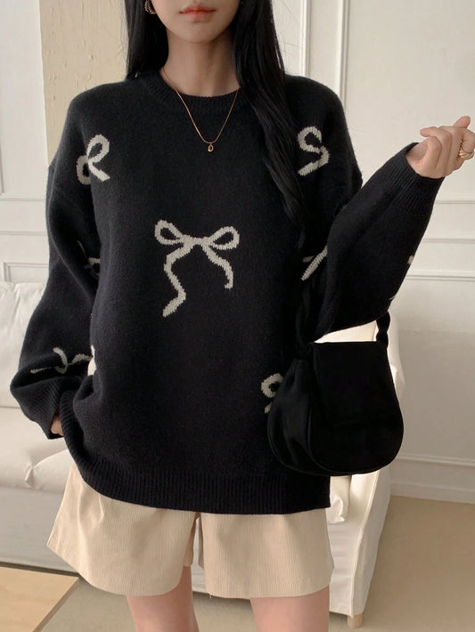 Round Neck Dropped Shoulder Loose Bow Pattern Pullover Sweater
