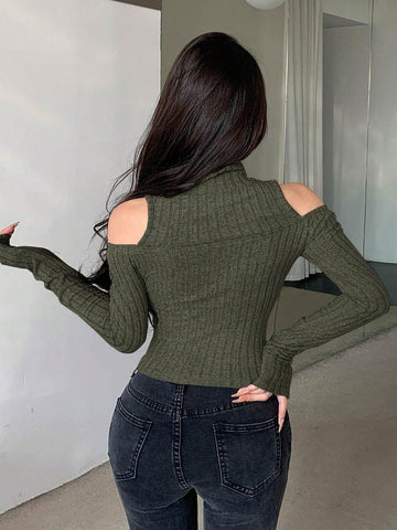 Dazy Designer Women's Cold Shoulder Ribbed Long Sleeve T-Shirt