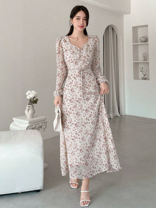 Women's Floral Printed Lantern Sleeve Dress With Sweetheart Neckline And Ruched Detail