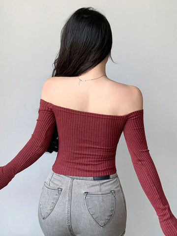 Women's Off-Shoulder Fitted T-Shirt