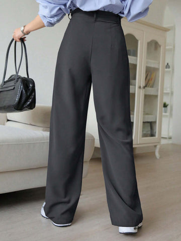 DAZY Plain Casual Solid Color Pleated Straight-Leg Dress Pants