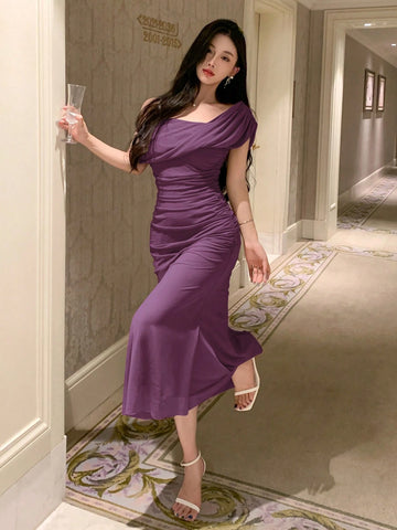 DAZY Women's Solid Color Asymmetric Shoulder Short Sleeve Elegant Midi Dress