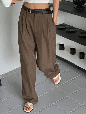 DAZY Plain Casual Solid Color Pleated Straight-Leg Dress Pants