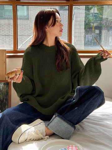 Women's Casual Solid Color Loose Fit Round Neck Sweater