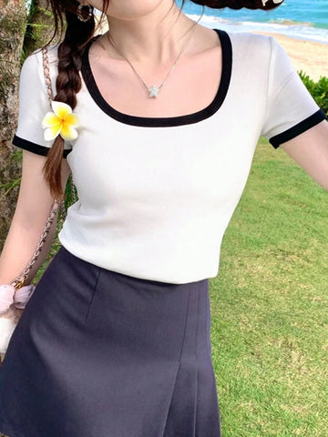 DAZY Casual Simple Contrast Trim Round Neck Short Sleeve T-Shirt