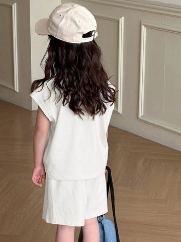 Young Girl Polo Collar Knit Printed & Embroidered Short Sleeve T-Shirt + Knit Shorts