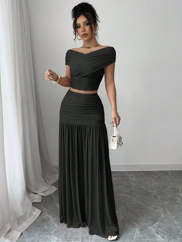 2pcs/Set Women Solid Color Fitted Simple Top And Skirt
