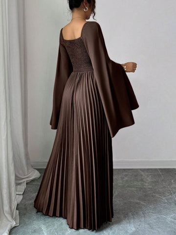 Fashionable Long Autumn Dress