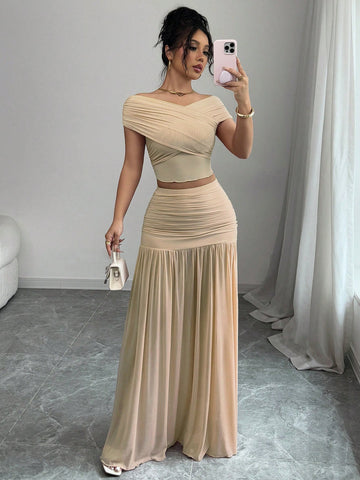 2pcs/Set Women Solid Color Fitted Simple Top And Skirt