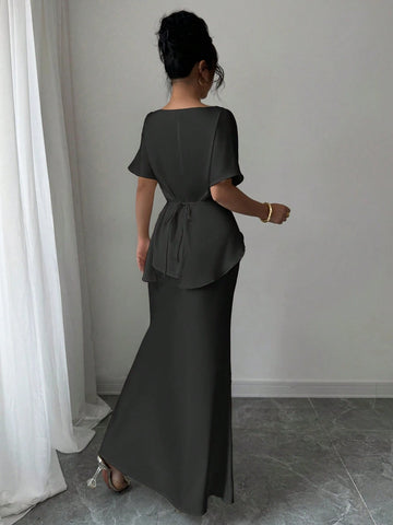 Women's Elegant Satin Shiny Fabric Cross Strap Bowknot Back Formal Dress