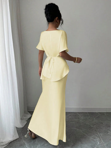 Women's Elegant Satin Shiny Fabric Cross Strap Bowknot Back Formal Dress