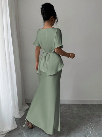 Women's Elegant Satin Shiny Fabric Cross Strap Bowknot Back Formal Dress