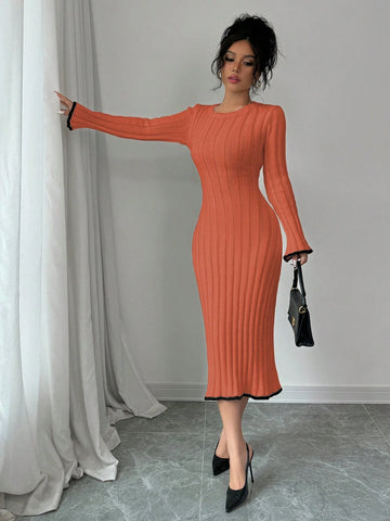 Elegant Backless Tie-Up Bow Knitted Dress