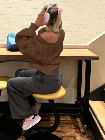 V-Neck Front Twisted Buckle Long-Sleeved Knitted Cardigan