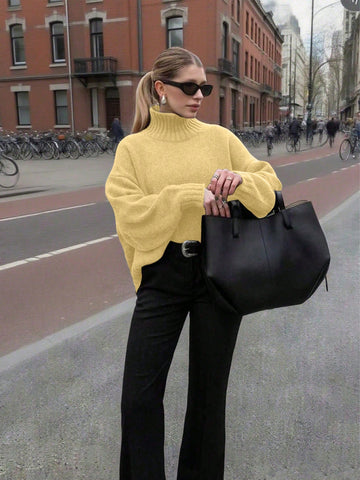 Simple Commuting Style Sweater