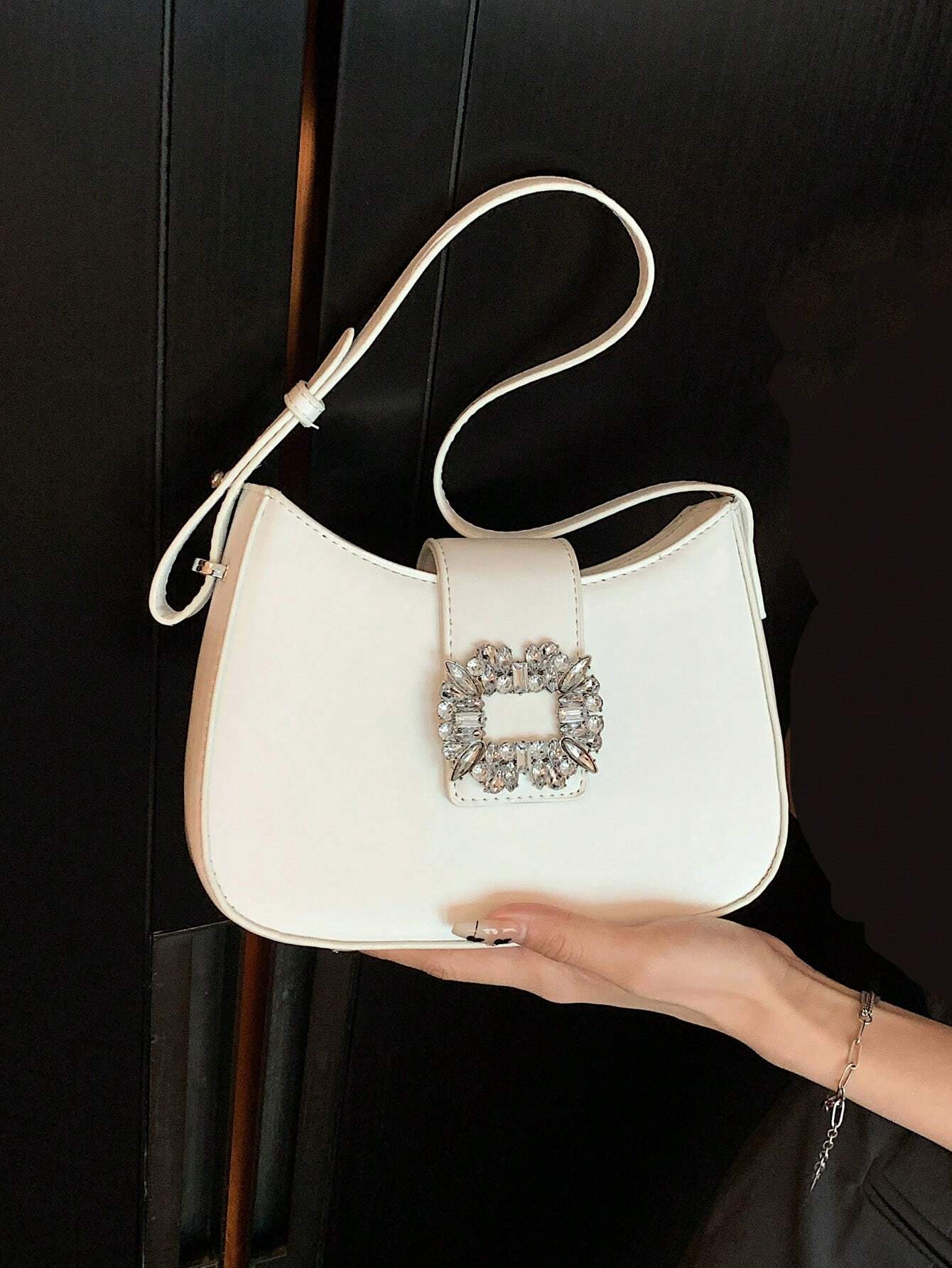 Fashionable Shoulder Bag With Rhinestone Decoration Underarm Bag