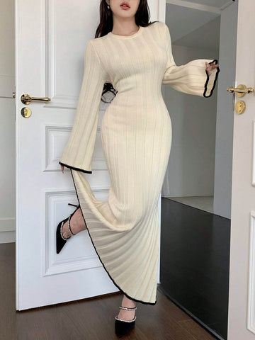 Feyla Women's Elegant Long Flare Sleeve Knit Sweater Dress