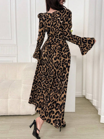 Women's Fashion Leopard Print Flare Sleeve Dress