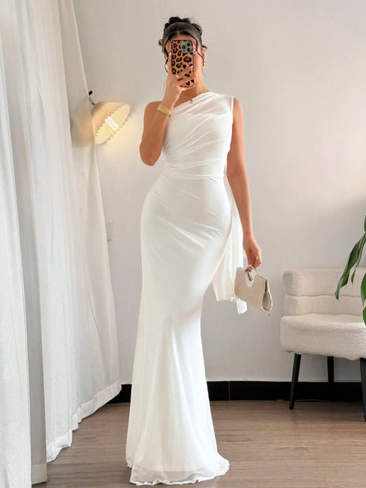 Elegant Off-Shoulder Hip Fishtail Dress