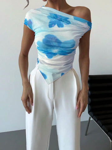 Asymmetrical Hem Open Shoulder Asymmetrical Short Sleeve Cropped T-Shirt