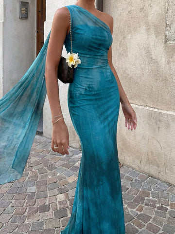 Elegant Off-Shoulder Hip Fishtail Dress