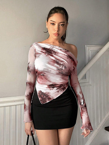 Women's Asymmetrical Hem T-Shirt