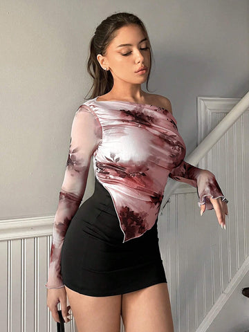 Women's Asymmetrical Hem T-Shirt
