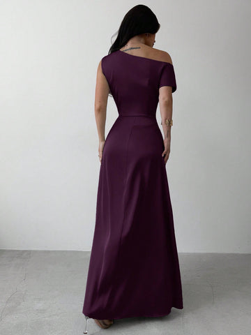 Elegant Asymmetric Shoulder Ruched Mermaid Hem Dress