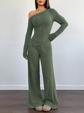 Women's Casual Asymmetrical Shoulder Fuzzy T-Shirt + Wide Leg Low Waist Pants