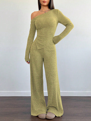 Women's Casual Asymmetrical Shoulder Fuzzy T-Shirt + Wide Leg Low Waist Pants
