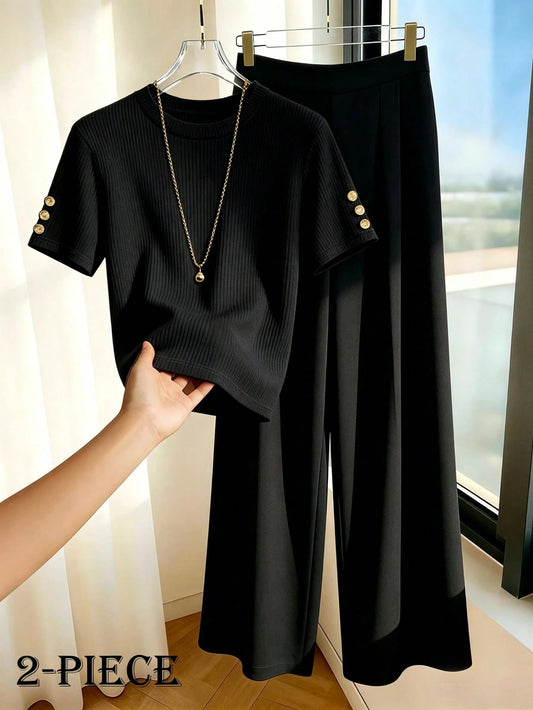 Women's T-Shirt Paired With Minimalist Casual Wide Leg Pants
