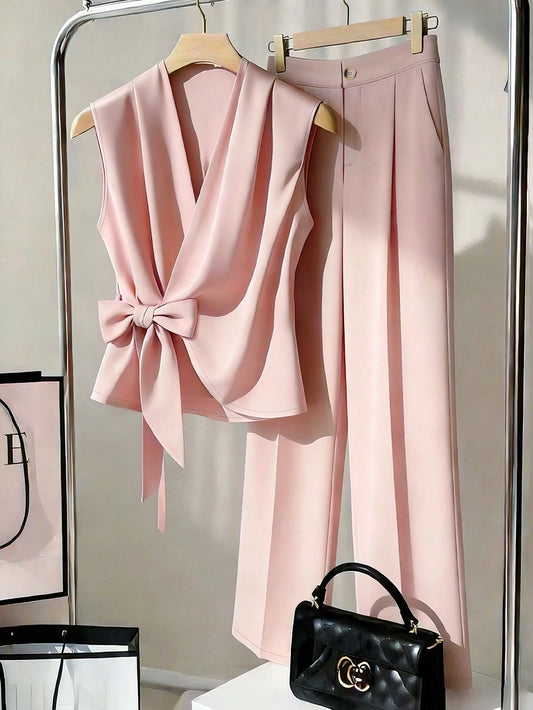 Franclia Stylish And Elegant V-Neck Sleeveless Pink Shirt And Trousers