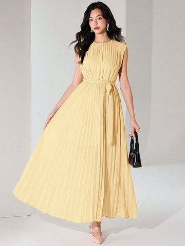 Heiryn Elegant Pleated Long Dress