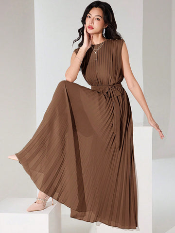 Heiryn Elegant Pleated Long Dress