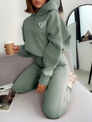 Women's Letter Printed Long Sleeve Hooded Sweatshirt And Pants