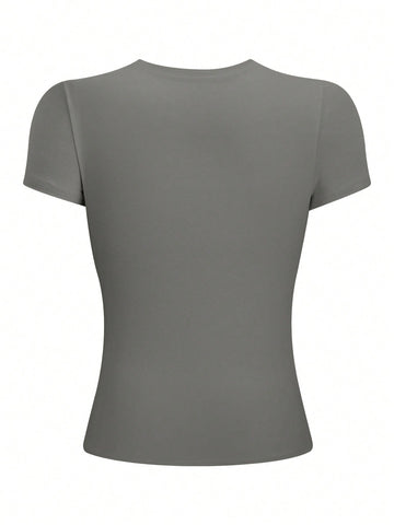 Women's Solid Color Fitted Crew Neck T-Shirt